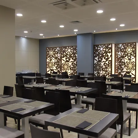 Hotel Dwo Urban 4*