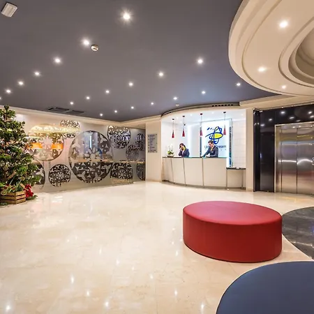 Dwo Urban 4*