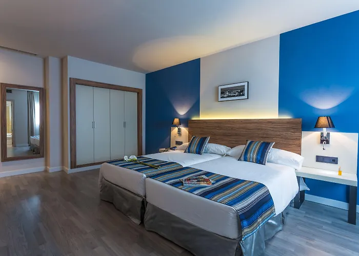 Hotell Dwo Urban 4*