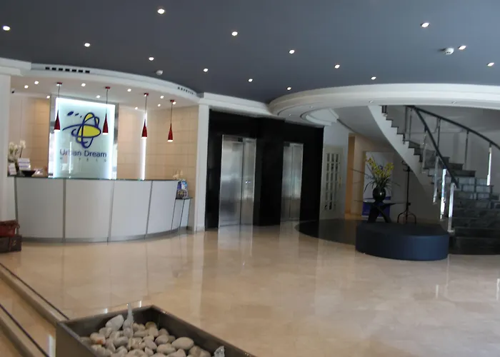 Dwo Urban Hotell