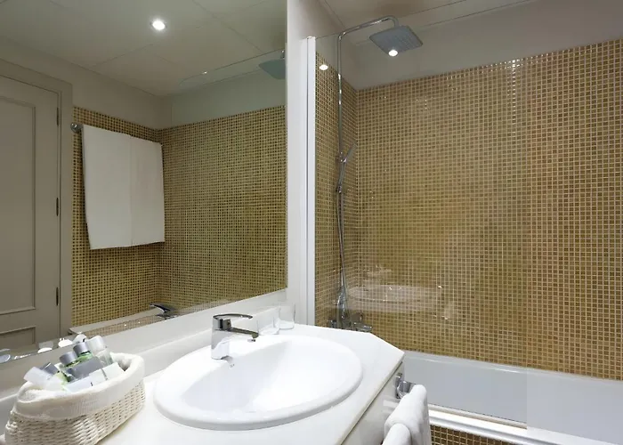 Dwo Urban 4* Granada