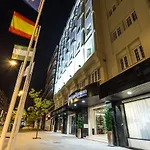 호텔 Dwo Urban 4*
