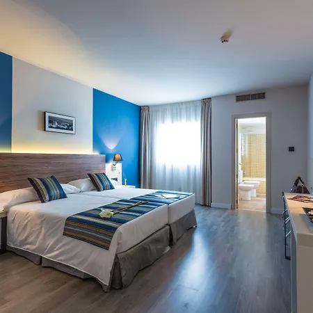Hotel Dwo Urban 4*