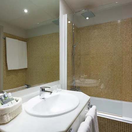 Dwo Urban 4* Granada