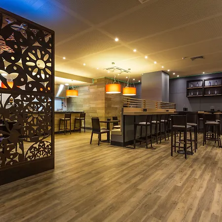 Hotel Dwo Urban 4*